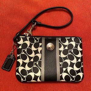Small Wristlet